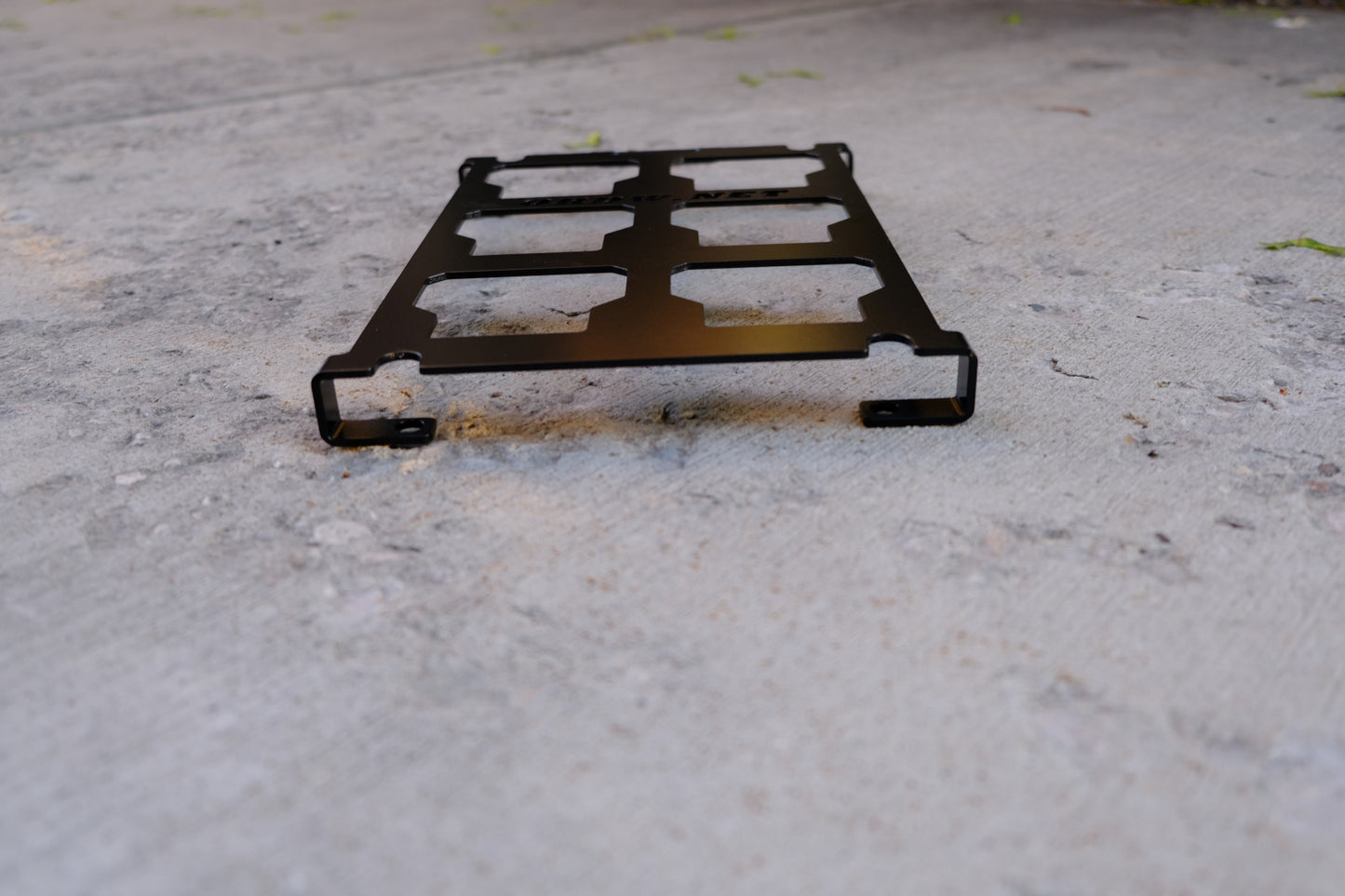UNIVERSAL MILWAUKEE PACKOUT BRACKET